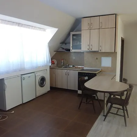 Apartment Morski Yastreb Burgas